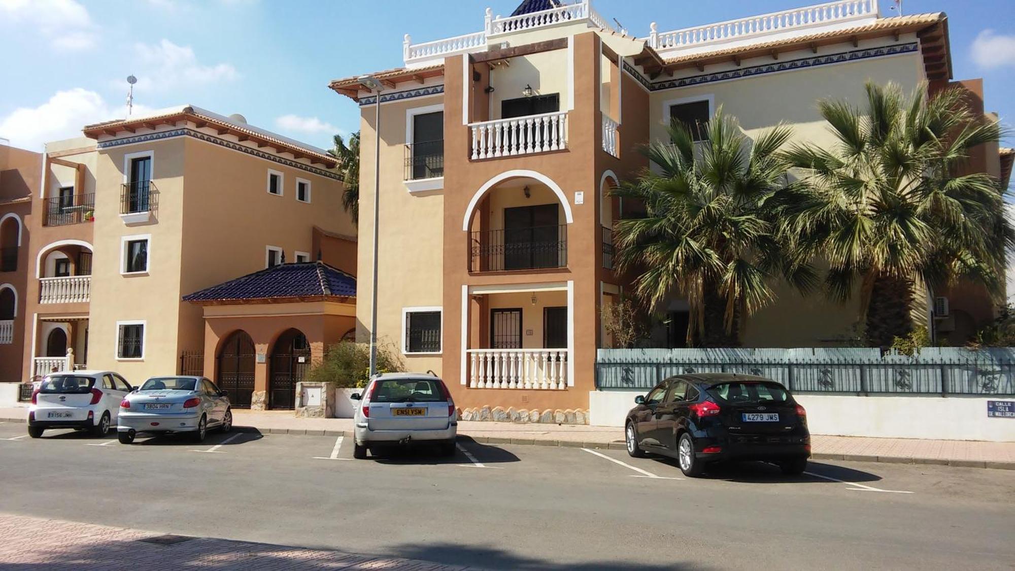 L.a. * Los Alcázares